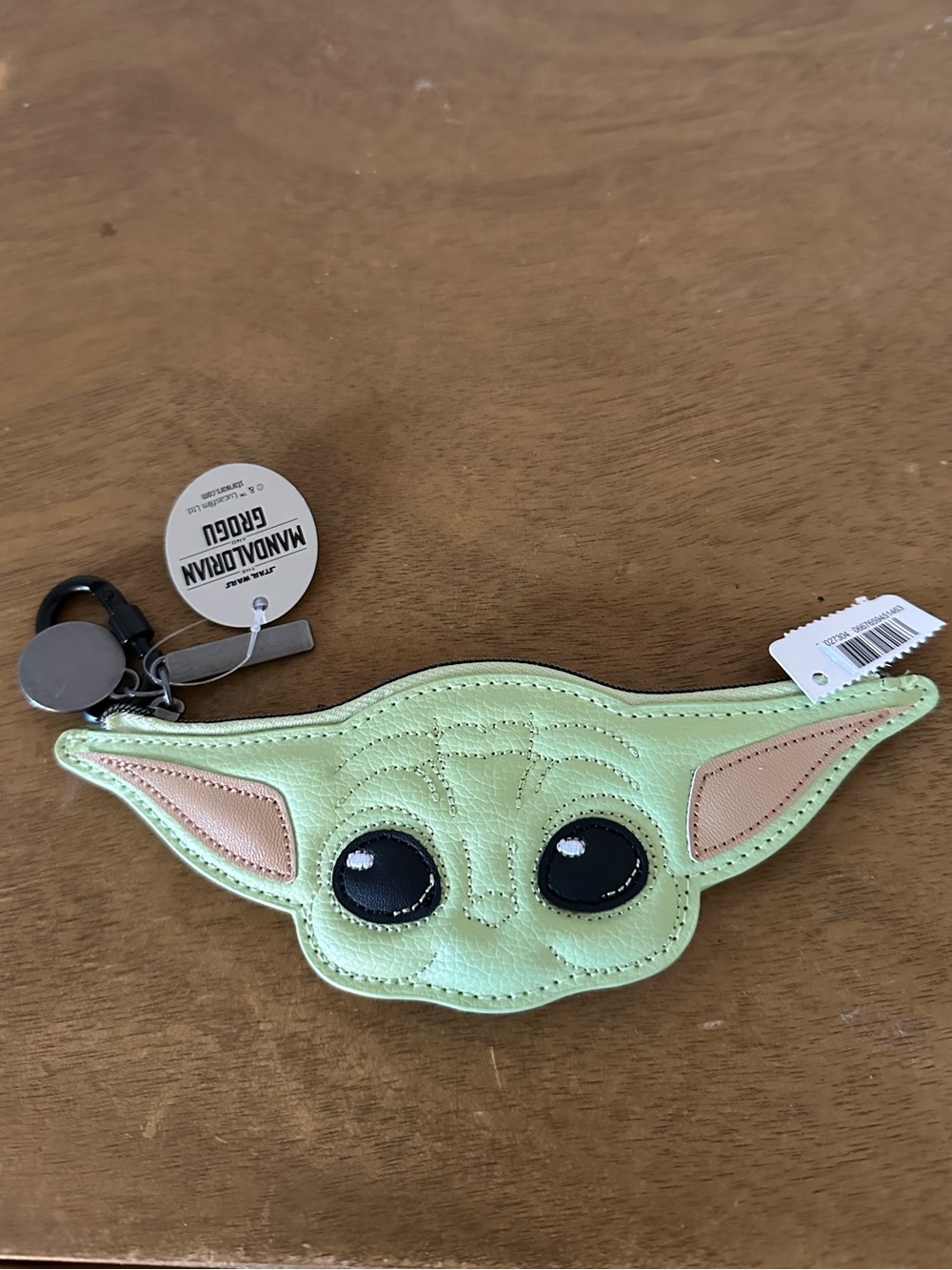 NEW bath and body works X Star Wars GROGU coin purse